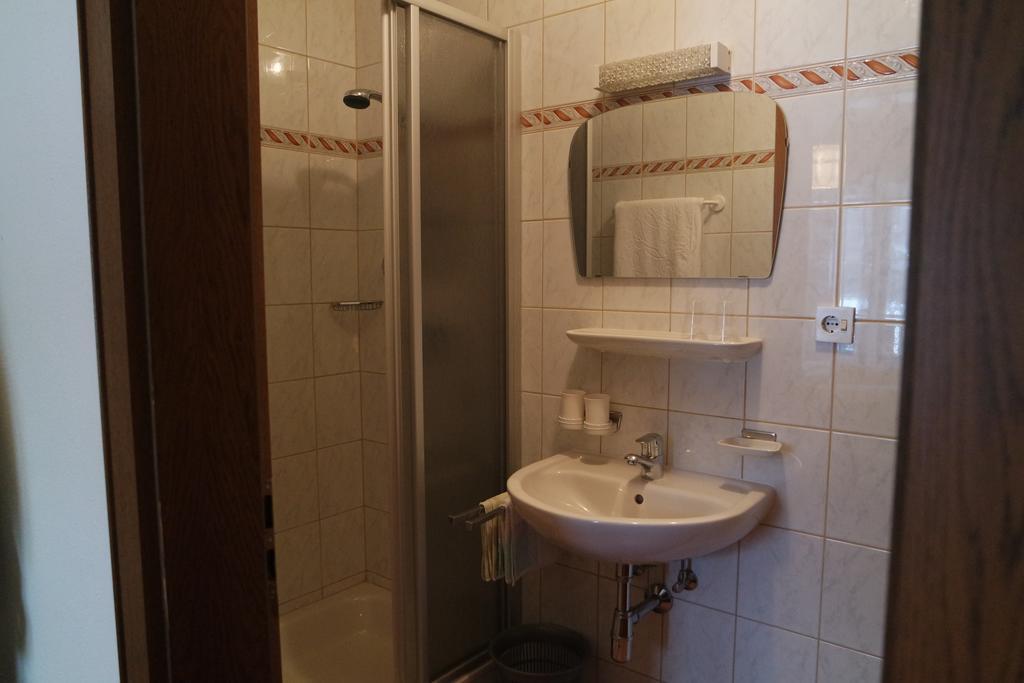 Haus Unterberg Bed & Breakfast San Giacomo Val di Vizze Екстериор снимка