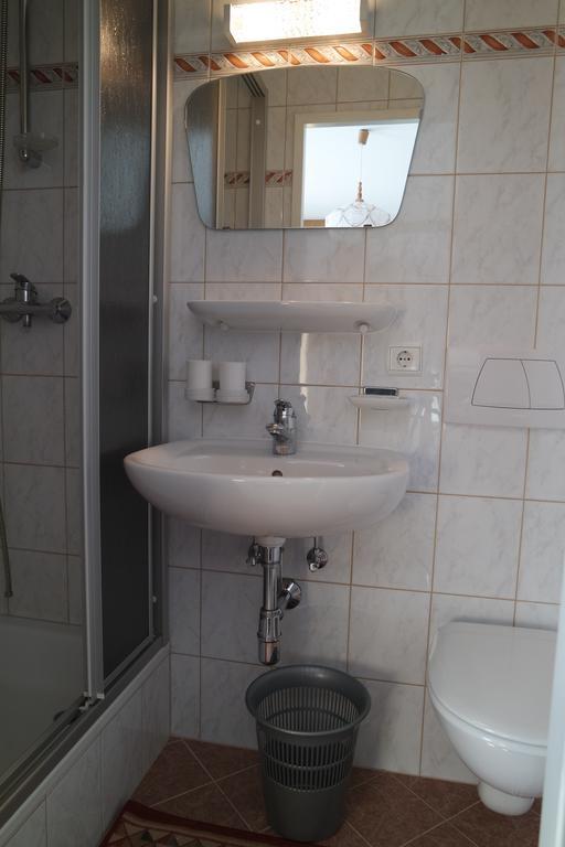 Haus Unterberg Bed & Breakfast San Giacomo Val di Vizze Екстериор снимка